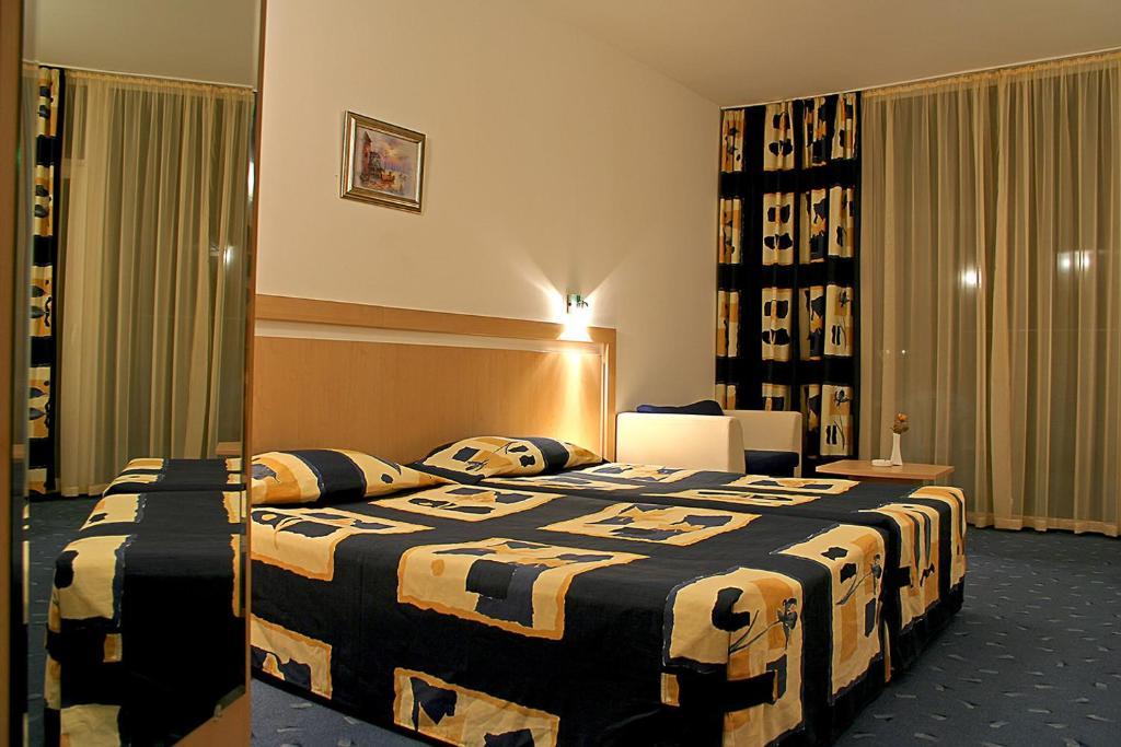 Aqua Azur Hotel Святые Константин и Елена Номер фото